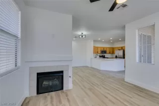 Photo #2: 2474690 Listing