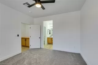 Photo #6: 2474690 Listing