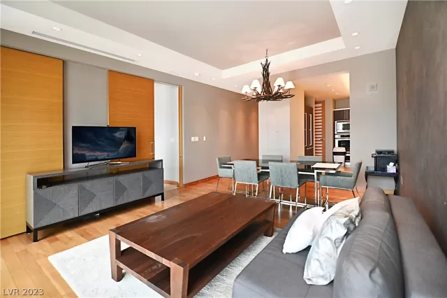 MLS: 2474703 Condo For Sale