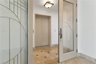 Photo #1: 2474756 Listing