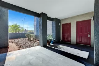 Photo #1: 2474772 Listing 