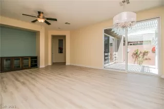 Photo #4: 2474789 Listing 
