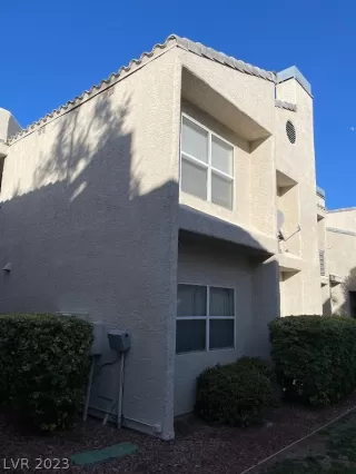 Photo #4: 2474799 Listing 