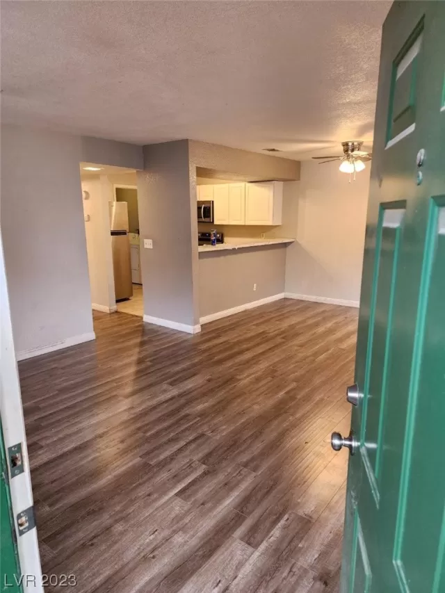 MLS: 2474857 Condo For Sale