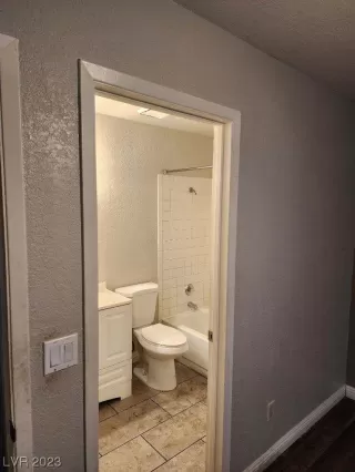 Photo #3: 2474857 Listing 