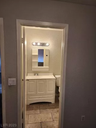 Photo #6: 2474857 Listing 