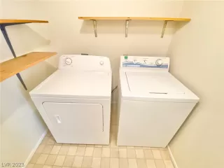 Photo #6: 2474896 Listing 