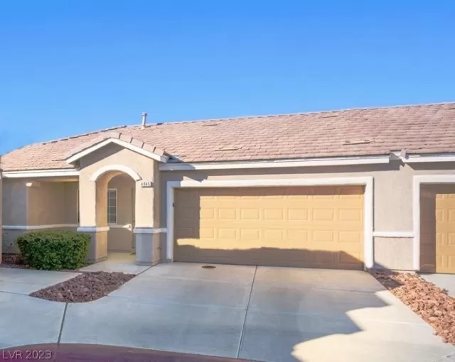 MLS: 2474897 Condo For Sale