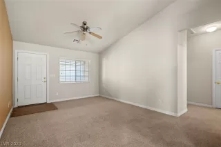 Photo #3: 2474897 Listing