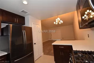 Photo #5: 2474918 Listing 