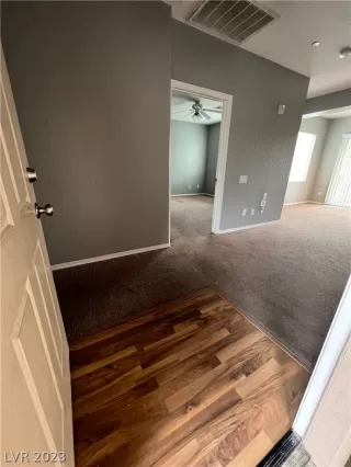 Photo #4: 2474927 Listing 