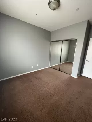 Photo #6: 2474927 Listing 