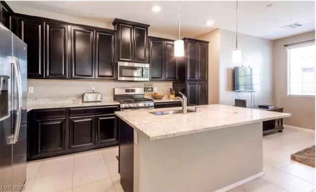 MLS: 2474955 Condo For Sale