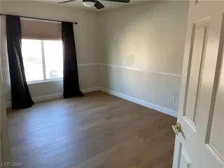 Photo #6: 2475008 Listing 