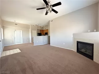 Photo #4: 2475011 Listing 