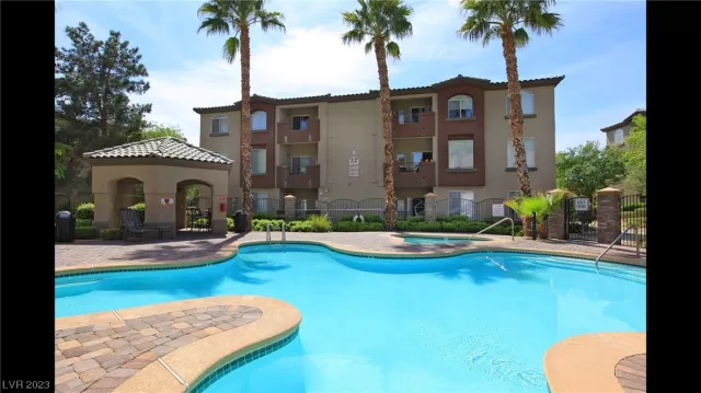 MLS: 2475126 Condo For Sale