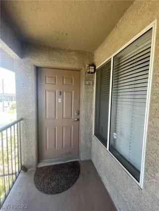 Photo #1: 2475126 Listing 