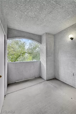 Photo #1: 2475284 Listing 