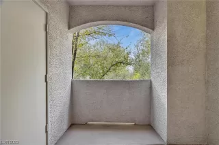 Photo #2: 2475284 Listing 