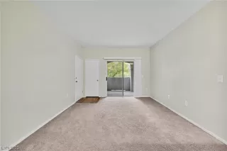 Photo #3: 2475284 Listing 