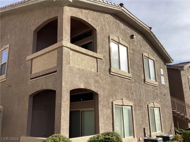 MLS: 2475328 Condo For Sale