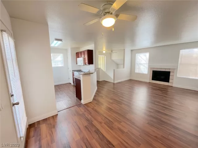 MLS: 2475338 Condo For Sale