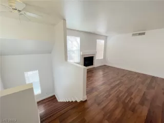 Photo #1: 2475338 Listing 