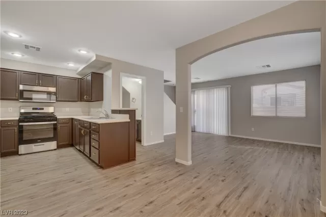 MLS: 2475348 Condo For Sale