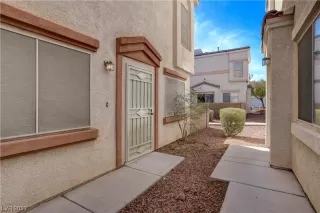 Photo #4: 2475348 Listing 