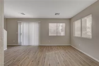 Photo #6: 2475348 Listing 