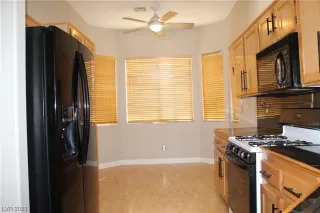 Photo #3: 2475396 Listing 