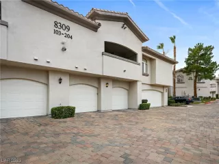 Photo #1: 2475419 Listing 