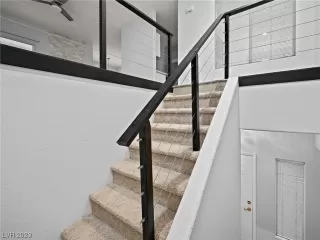 Photo #3: 2475419 Listing 