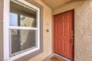 Photo #1: 2475428 Listing 