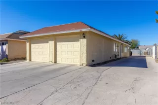 Photo #1: 2475445 Listing 