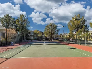 Photo #4: 2475446 Listing 