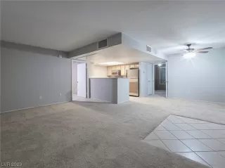 Photo #5: 2475446 Listing 