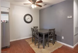 Photo #5: 2475453 Listing