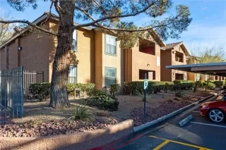 Photo #1: 2475480 Listing 