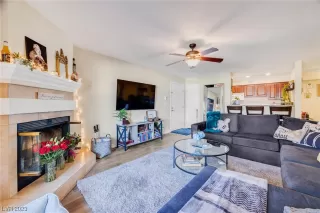 Photo #3: 2475480 Listing 