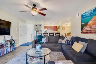 Photo #4: 2475480 Listing 