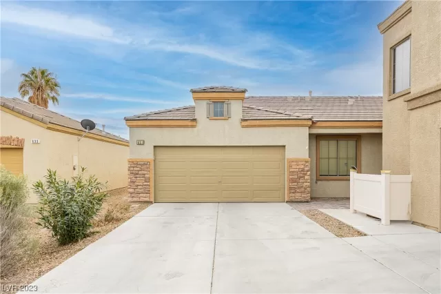 MLS: 2475494 Condo For Sale