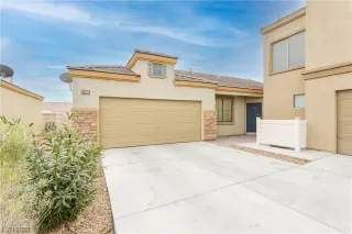 Photo #1: 2475494 Listing