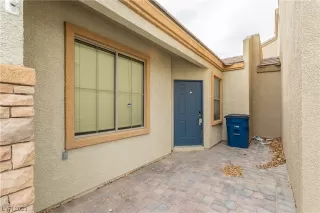 Photo #3: 2475494 Listing