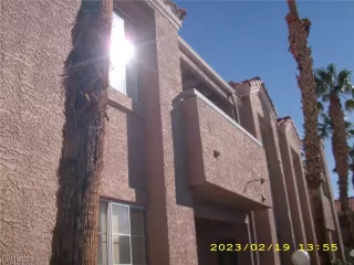 Photo #1: 2475501 Listing 