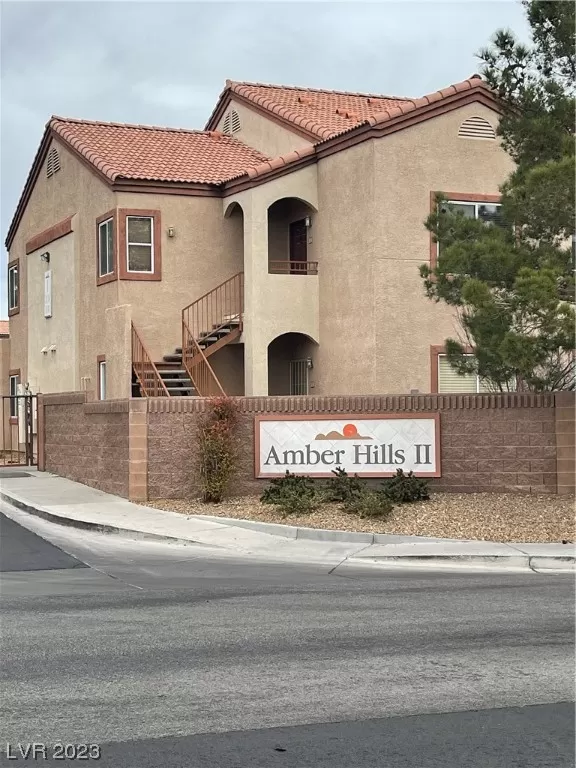 MLS: 2475512 Condo For Sale