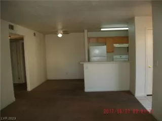 Photo #2: 2475523 Listing 