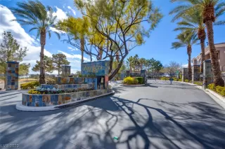 Photo #1: 2475550 Listing