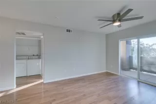 Photo #5: 2475558 Listing