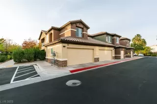 Photo #1: 2475565 Listing 